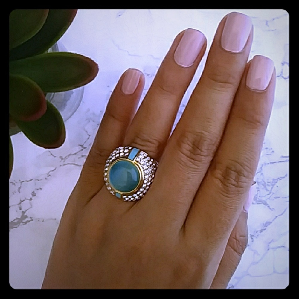 Aqua Crystal Ring *size 6